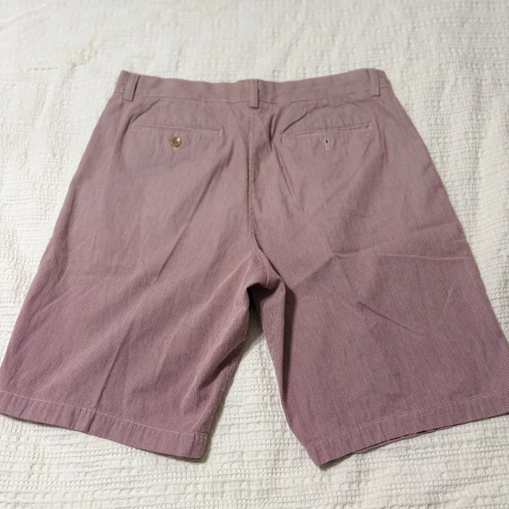 Banana Republic Chino Shorts Ticking‎ Stripe Mens 34 Red 100% Cotton Casual EUC